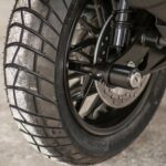 ANTIFURTO MECCANICO BLOCCA RUOTA EASYBLOCK HONDA ADV 350 / FORZA 350 - immagine 2