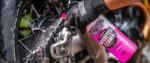 Muc-Off Motorcycle Care Duo Kit-Kit Pulizia Moto per Pulire E Proteggere La Moto - immagine 2